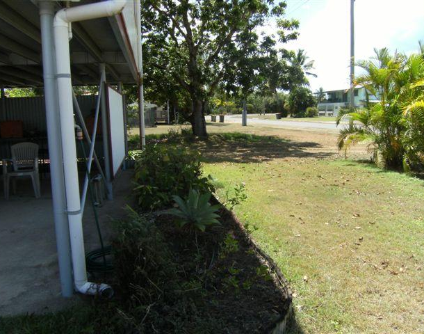 7 Whiting Street, Taylors Beach QLD 4850