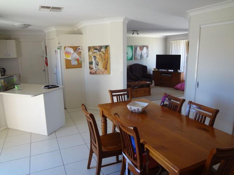 3 Tasman Place, WESTDALE NSW 2340, Image 2