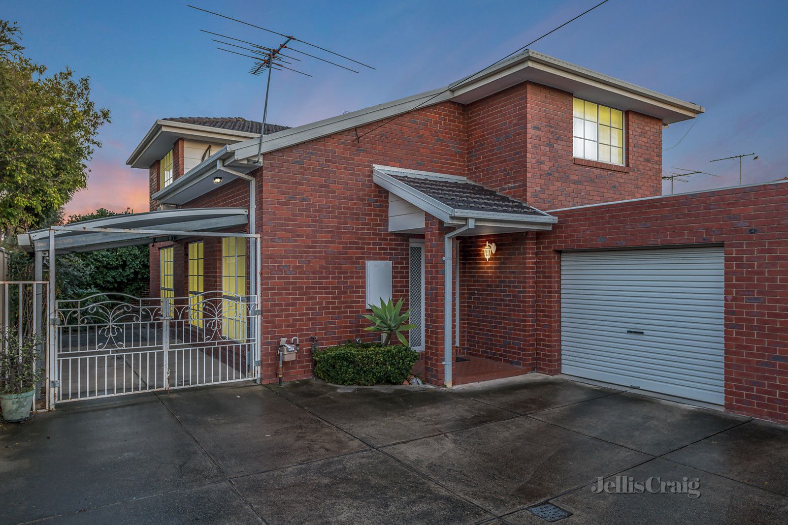 2/15A Howson Street, Brunswick West VIC 3055, Image 0