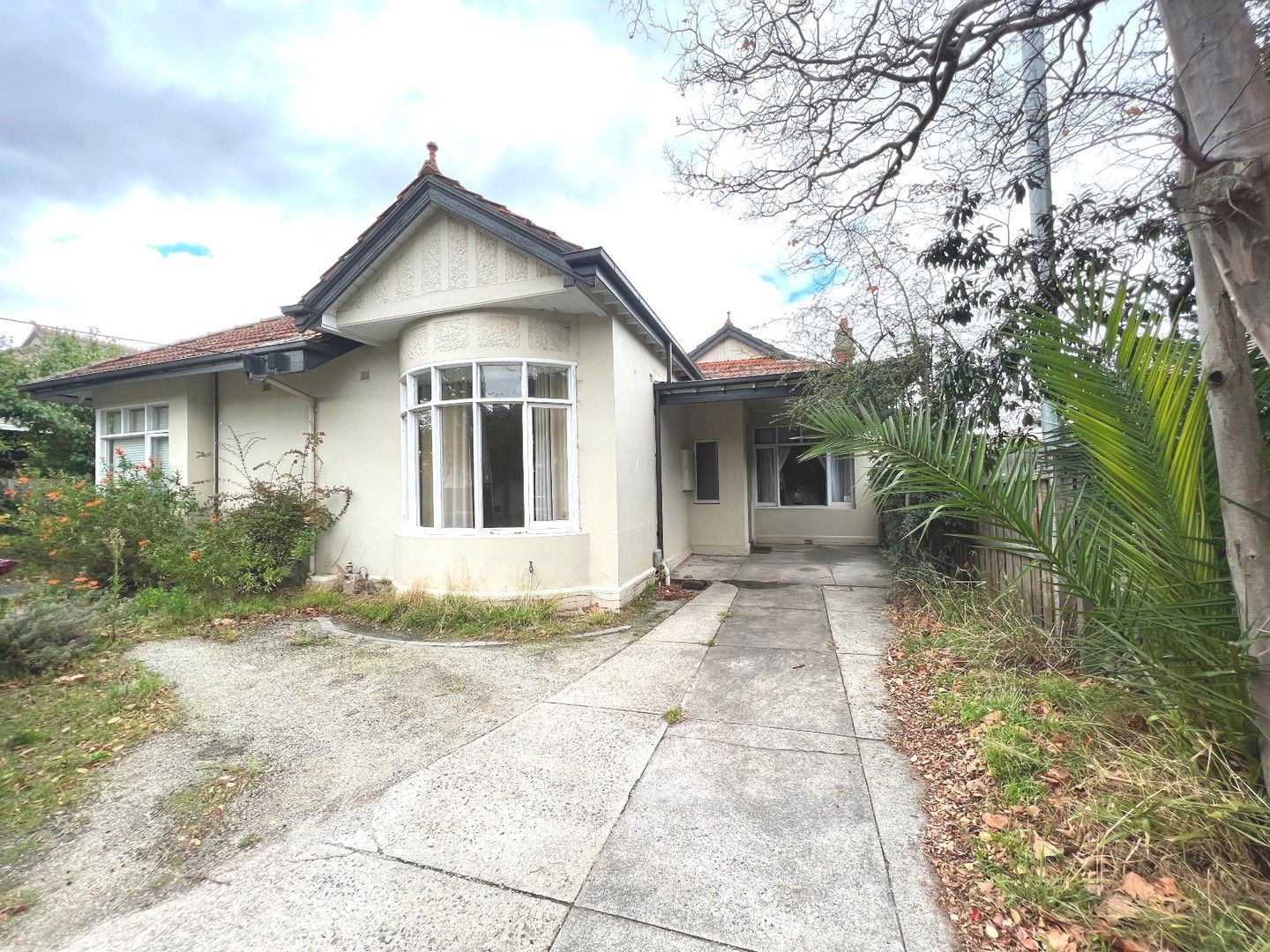 3 bedrooms House in 10 Kooyong Road ARMADALE VIC, 3143