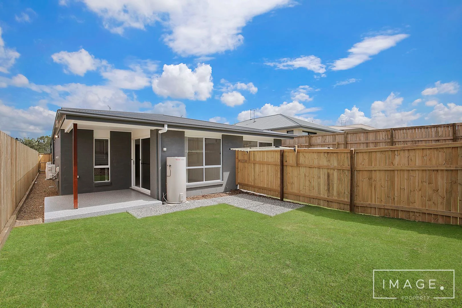 Additional image 11 of 1/53 Locke Cres, Redbank Plains QLD 4301
