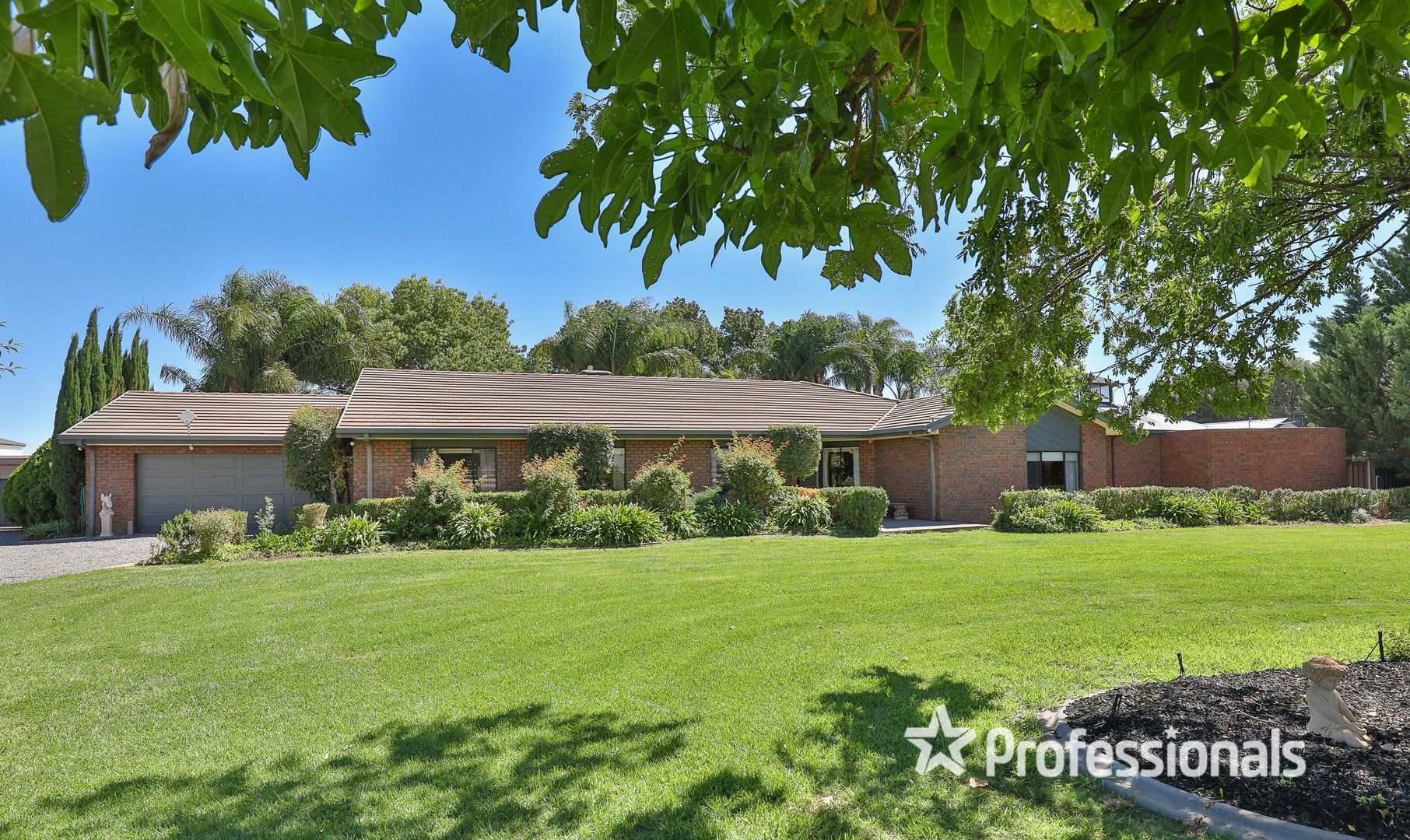 3 bedrooms House in 3515 Benetook Avenue MILDURA VIC, 3500