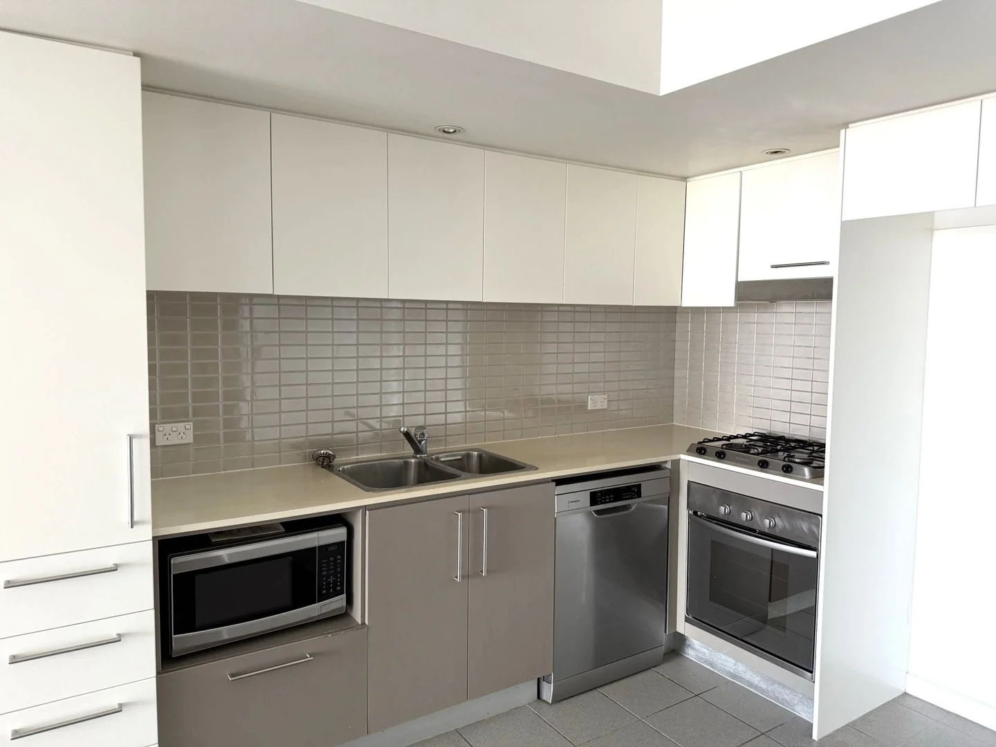 Additional image 5 of 1119/56 Scarborough St, Southport QLD 4215