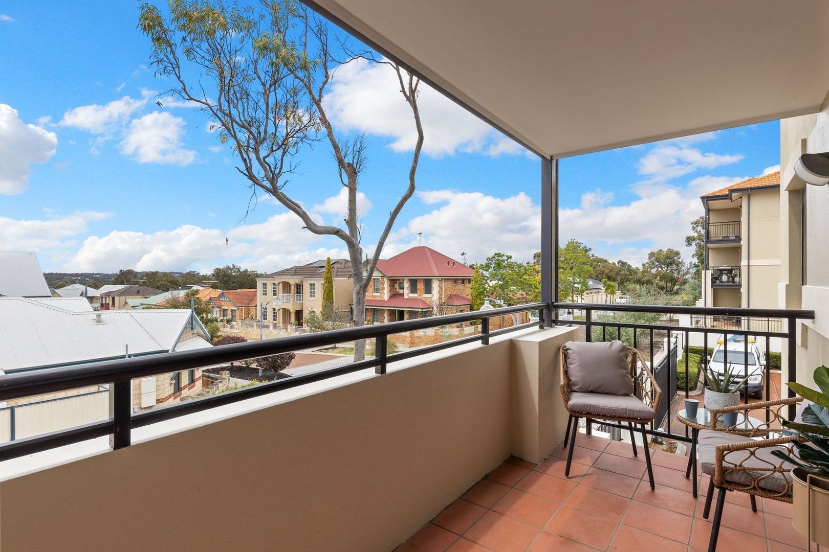 3 bedrooms Apartment / Unit / Flat in 3/4 Wattlebird Loop JOONDALUP WA, 6027