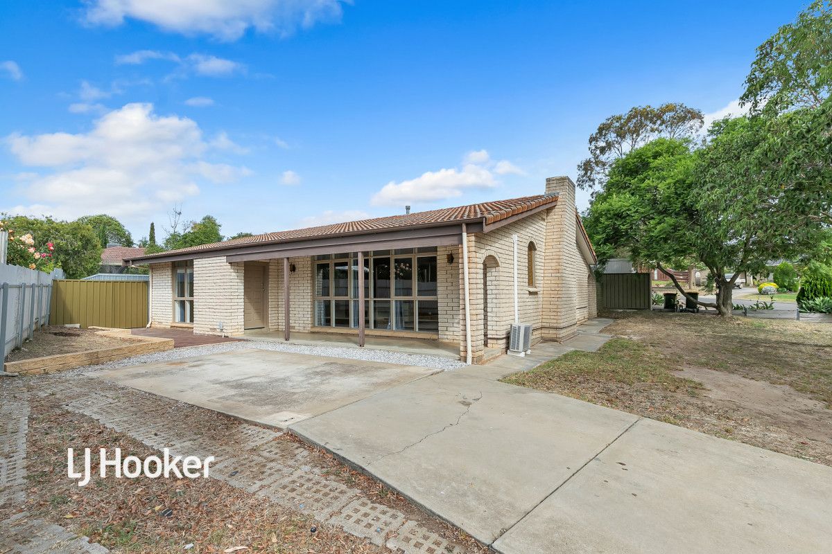 13 De Sassenay Crescent, Modbury Heights SA 5092, Image 0