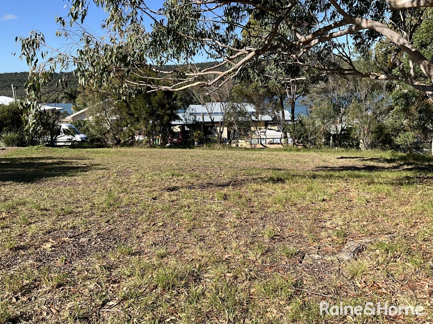 Vacant land in 16 Island View Road, RUSSELL ISLAND QLD, 4184