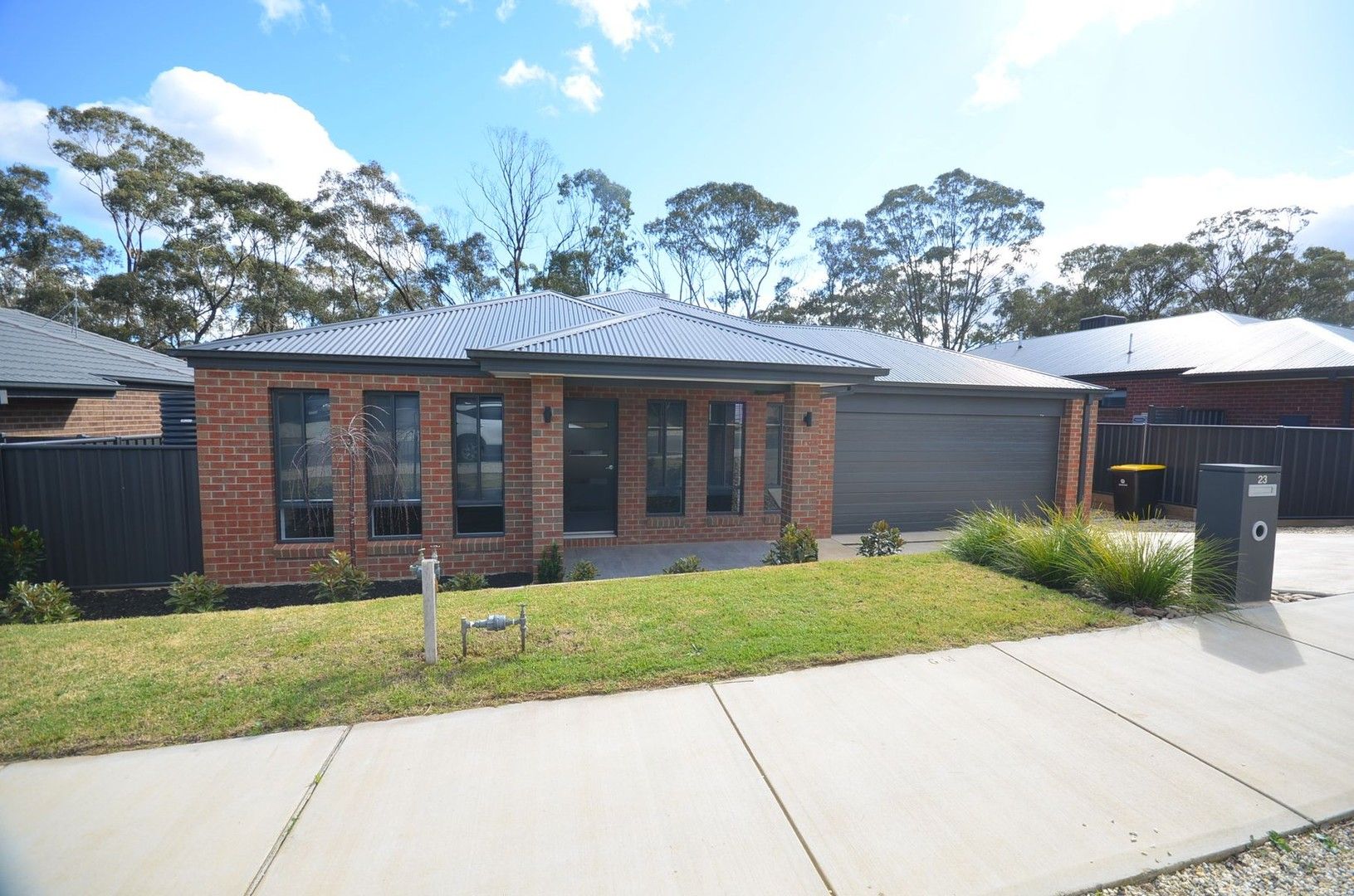 4 bedrooms House in 23 Bolitho Terrace MAIDEN GULLY VIC, 3551