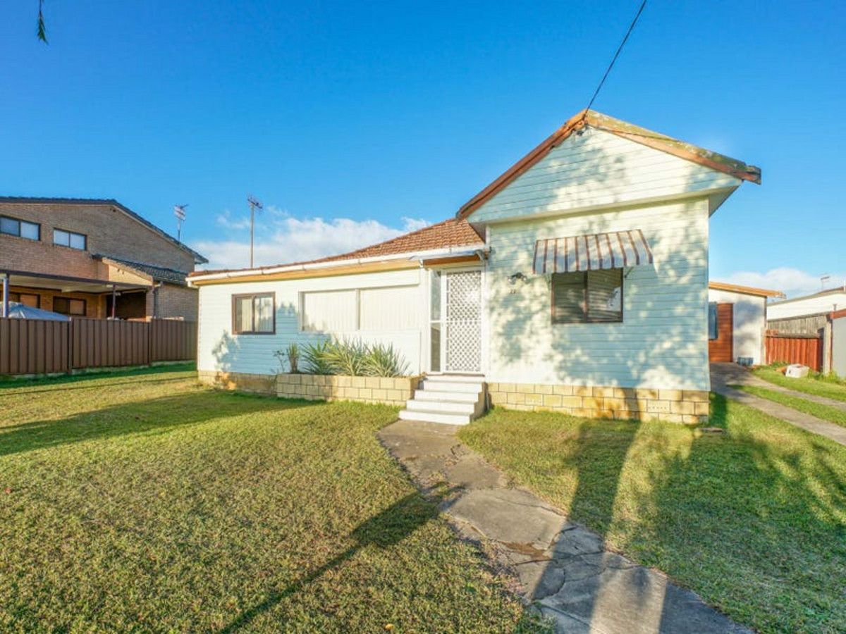 2 bedrooms House in 28A Gordon Road LONG JETTY NSW, 2261