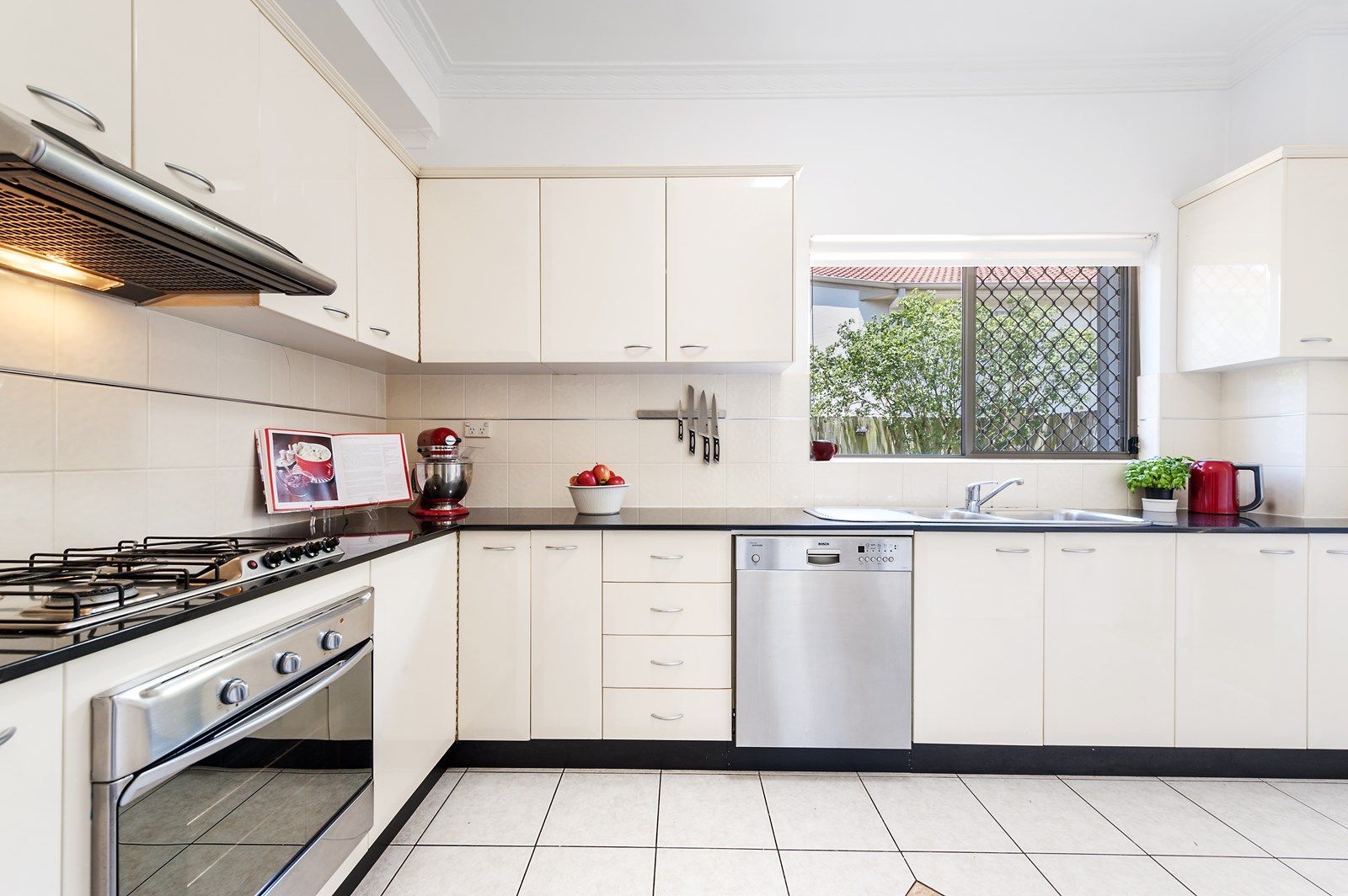 2/66 Hampden Road, Russell Lea NSW 2046, Image 1