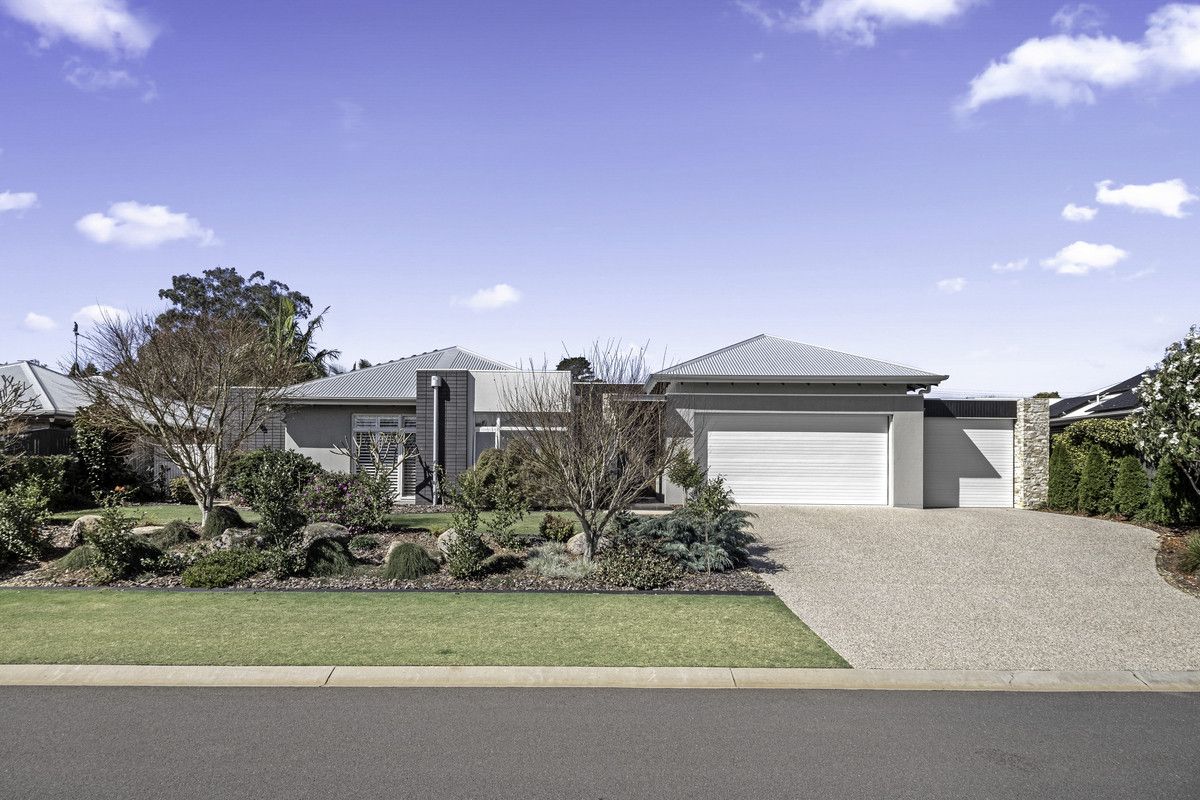 16 Daniells Close, Middle Ridge QLD 4350, Image 0