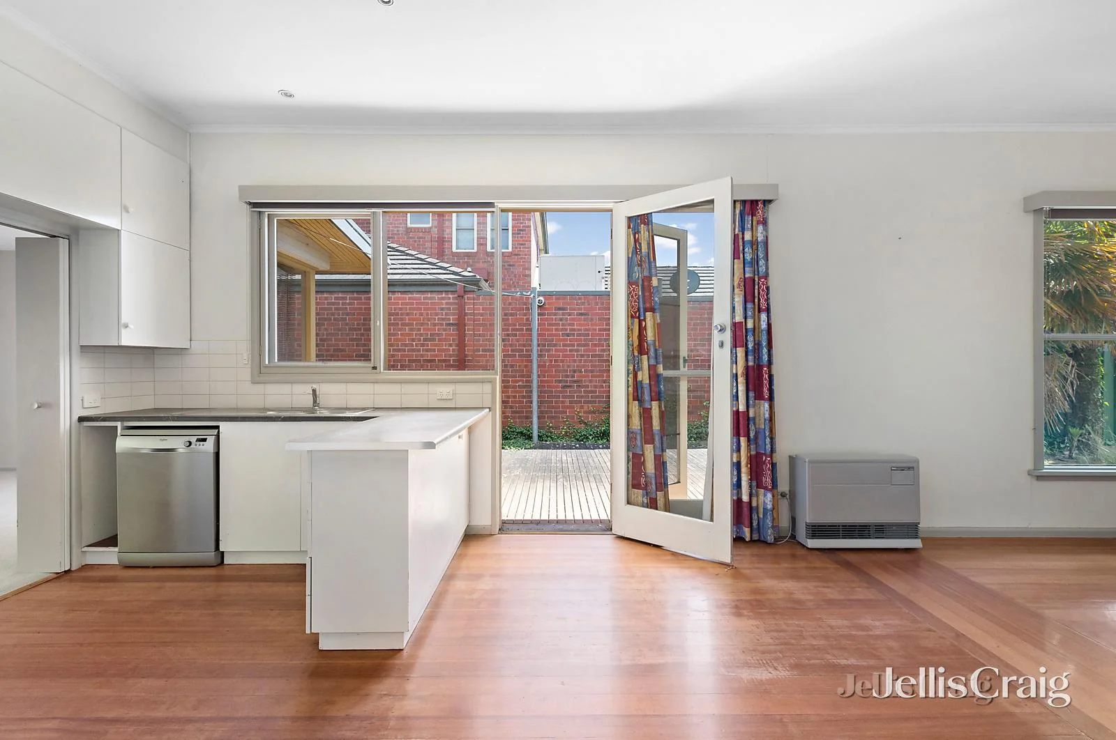 Additional image 3 of 10 Elliott Street, Lake Wendouree VIC 3350