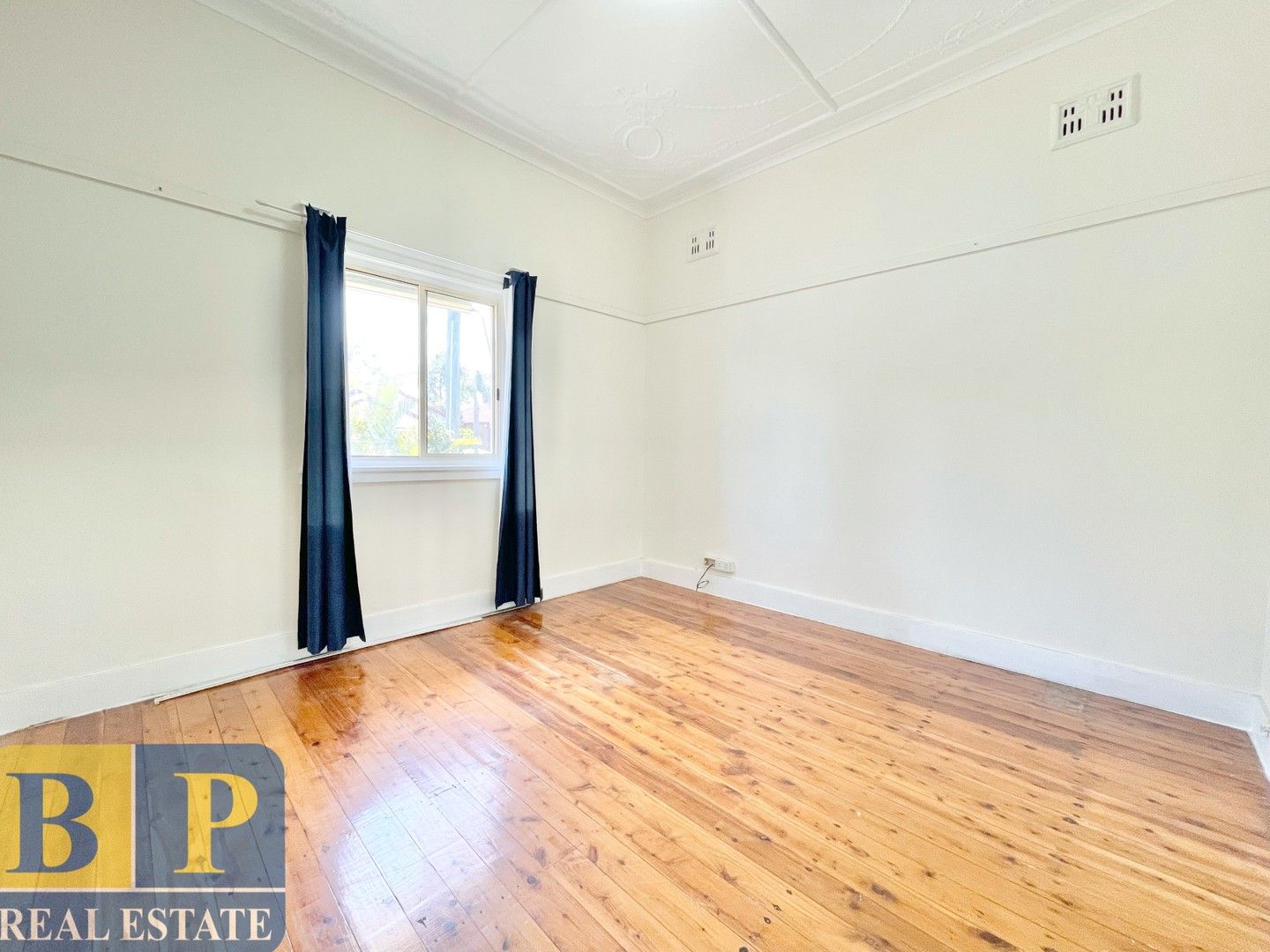 4 bedrooms House in 70 Seventh Ave CAMPSIE NSW, 2194