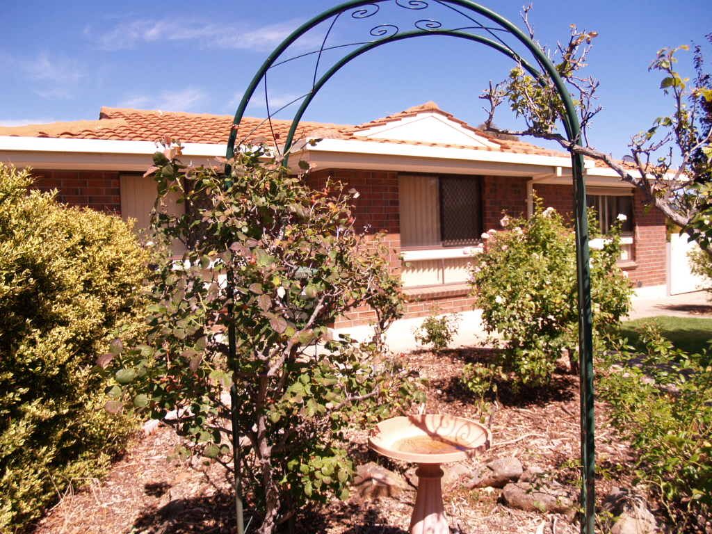 23 Ogwell Crescent, Reynella East SA 5161, Image 1