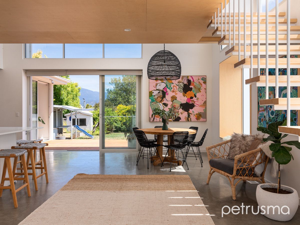 10 Wentworth Street, Bellerive Property History & Address Research