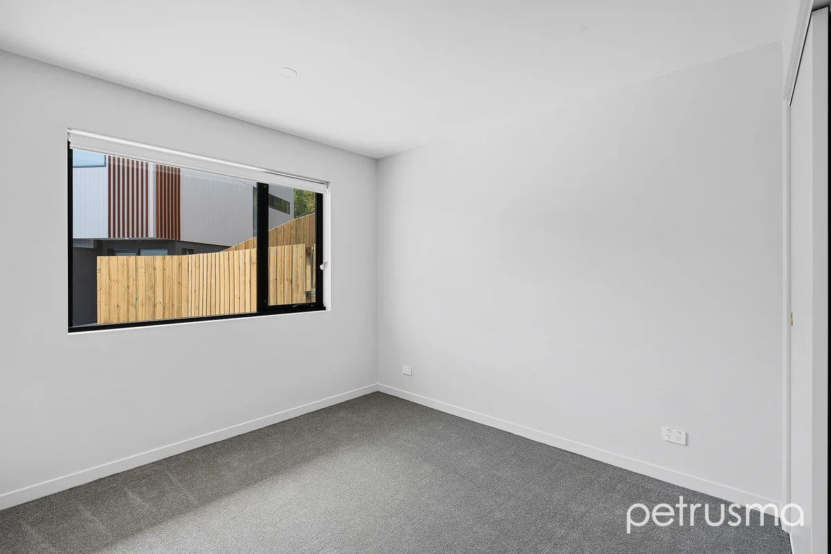 Additional image 12 of 1&2/28 Nayuka Street, Geilston Bay TAS 7015