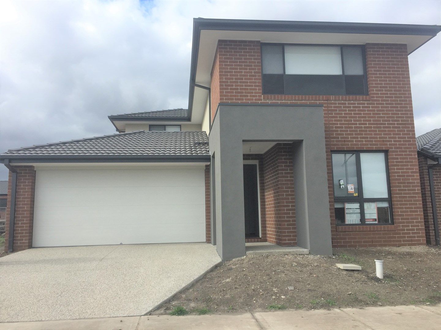 4 bedrooms House in 6 Hackney Way KALKALLO VIC, 3064