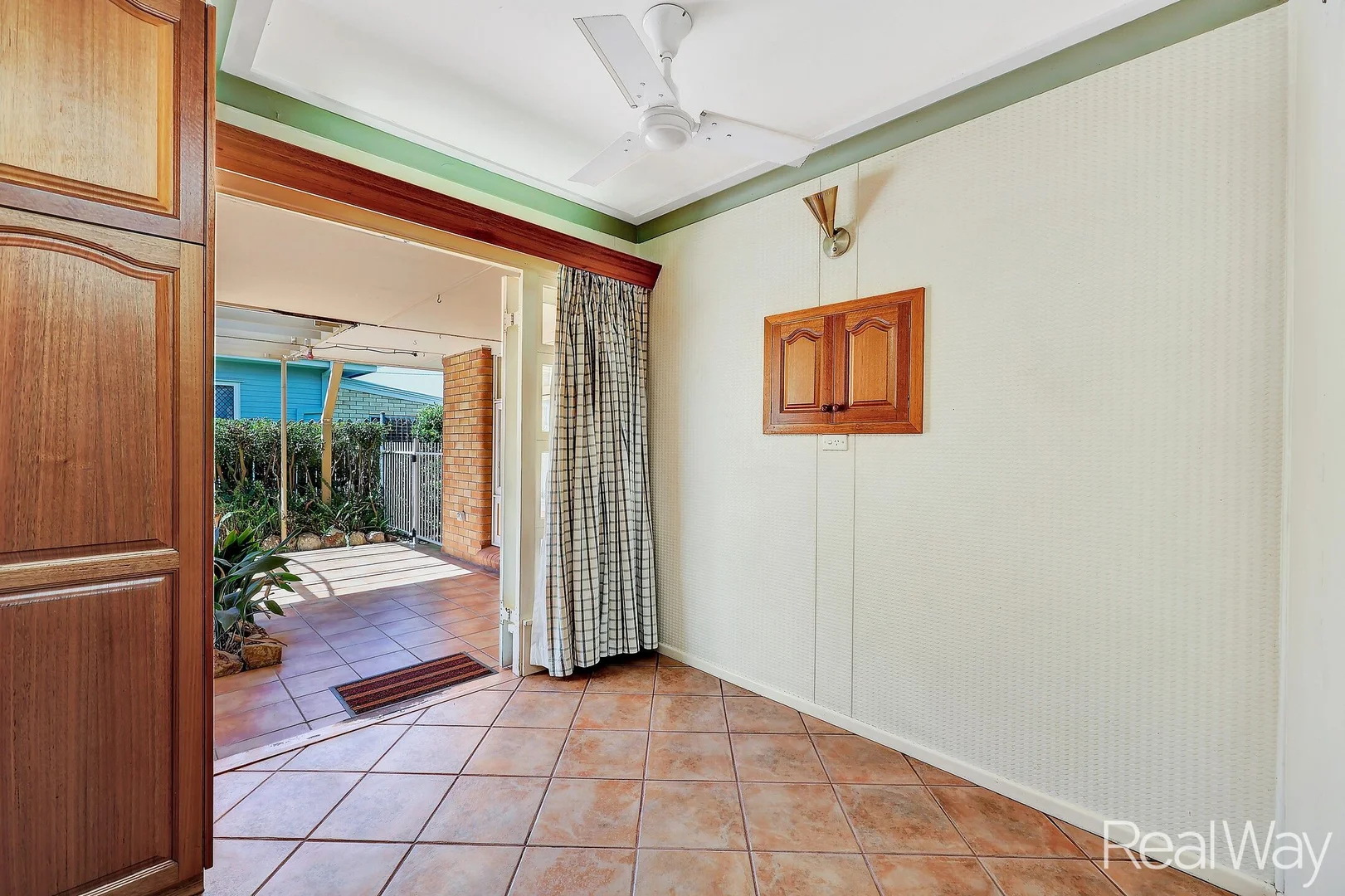 Additional image 10 of 190 Walker Street, Svensson Heights QLD 4670