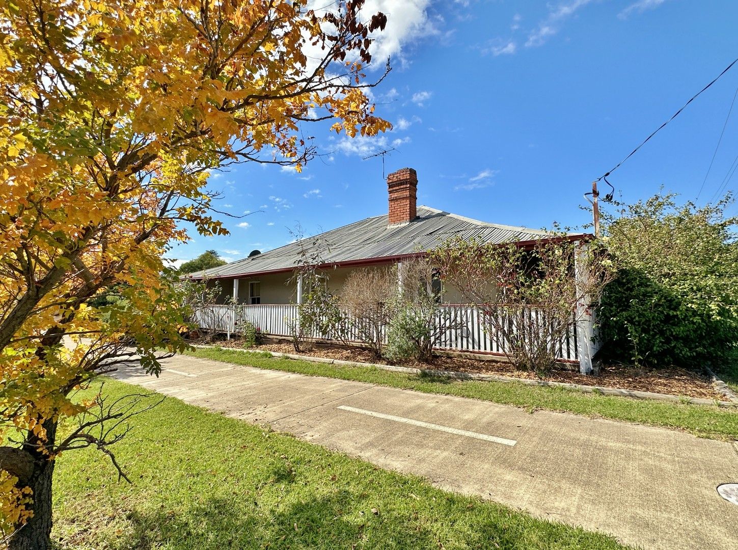 25 Gordon Street, Young NSW 2594, Image 0