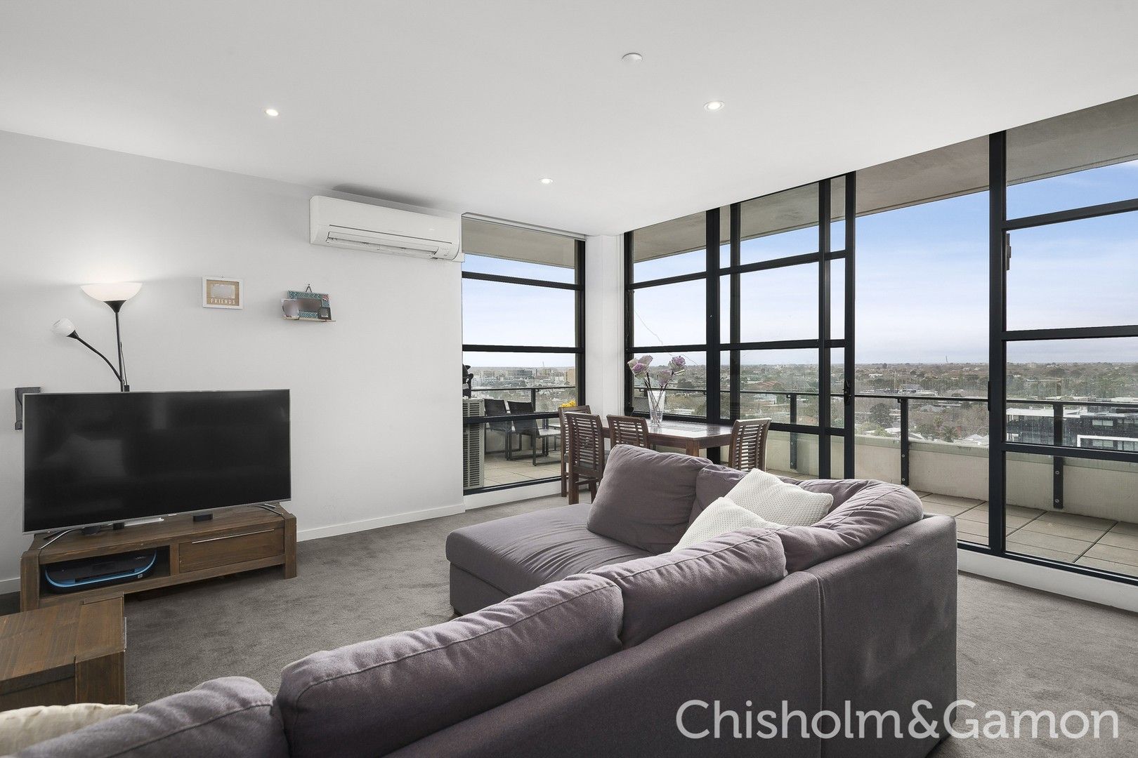 2 bedrooms Apartment / Unit / Flat in 1004/181 St Kilda Road ST KILDA VIC, 3182