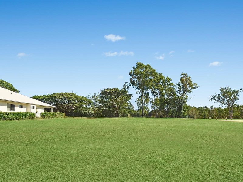 16 Wateredge Cove, Douglas QLD 4814, Image 2