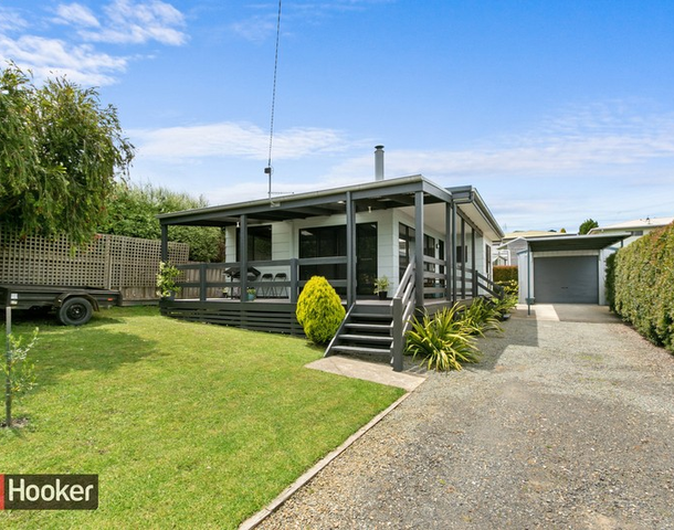 18 Panoramic Drive, Lakes Entrance VIC 3909