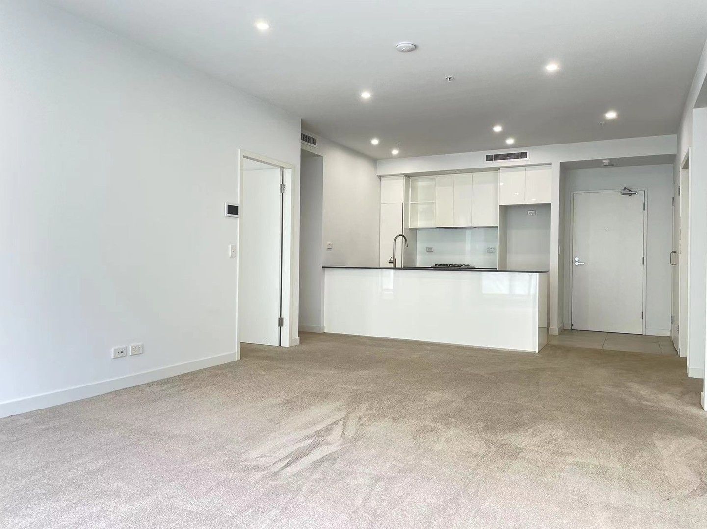 2 bedrooms Apartment / Unit / Flat in 214/39 Devlin st RYDE NSW, 2112