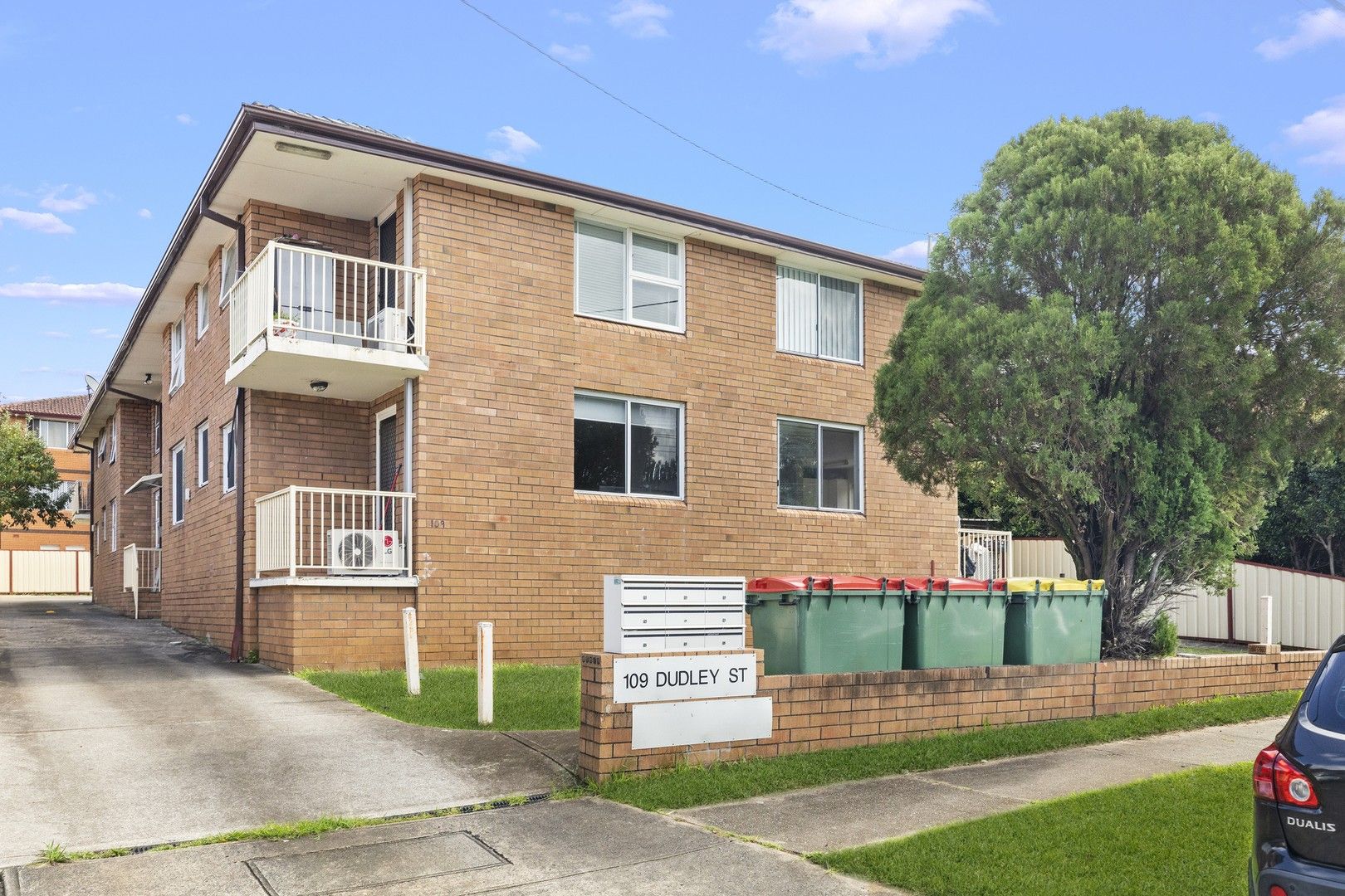 2 bedrooms Apartment / Unit / Flat in 1/109 Dudley PUNCHBOWL NSW, 2196