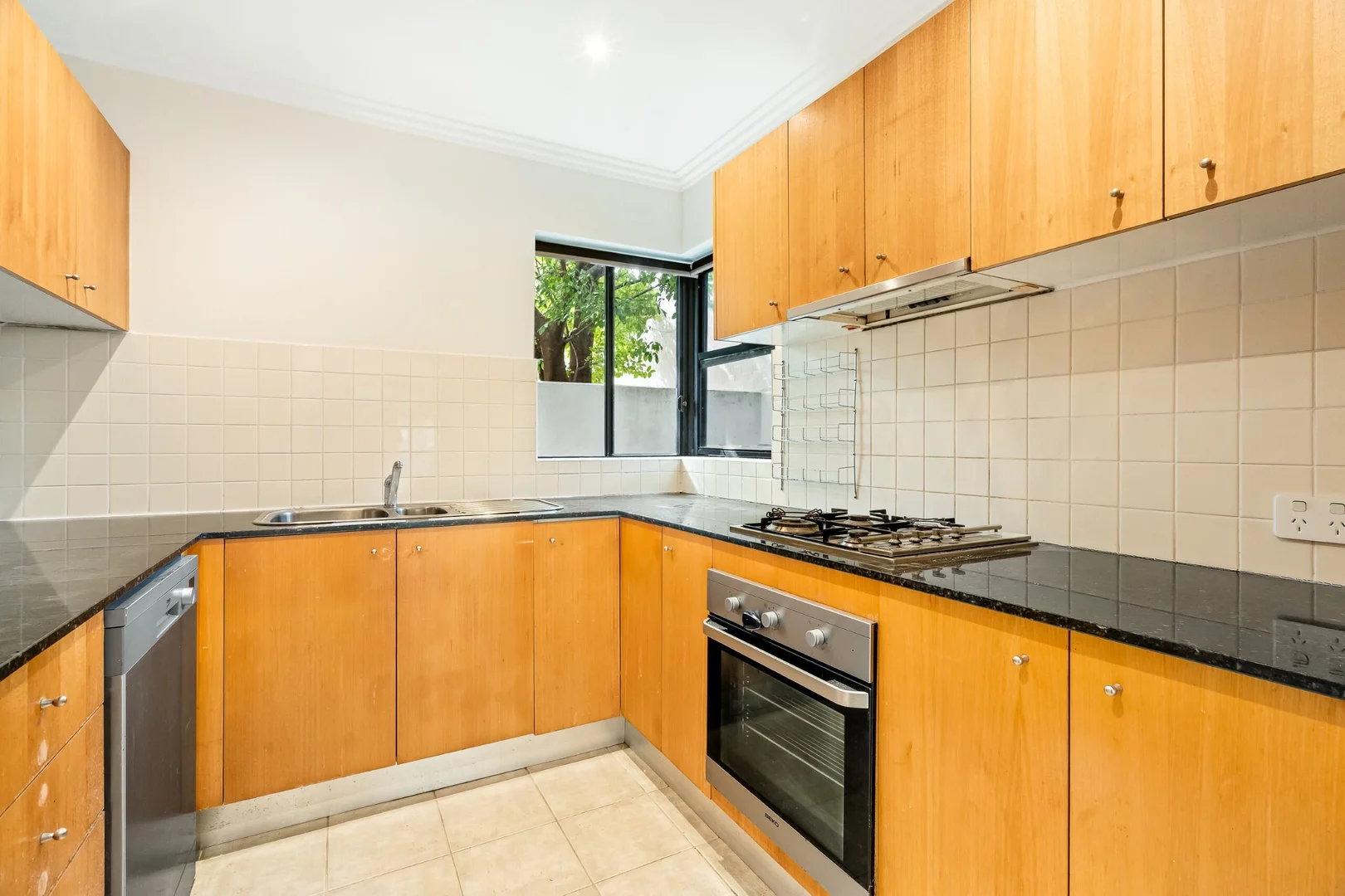 Additional image 3 of 2/11B Huntington Street, Crows Nest NSW 2065