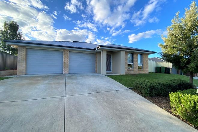 Picture of 65 Carstens Street, LAVINGTON NSW 2641