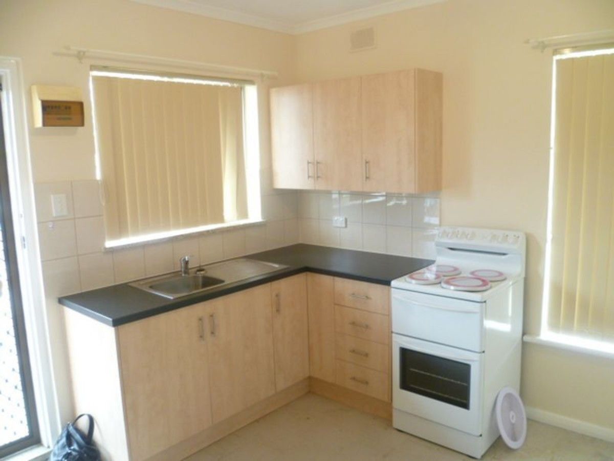 2 bedrooms Apartment / Unit / Flat in 2/27 Hardy Street PARADISE SA, 5075