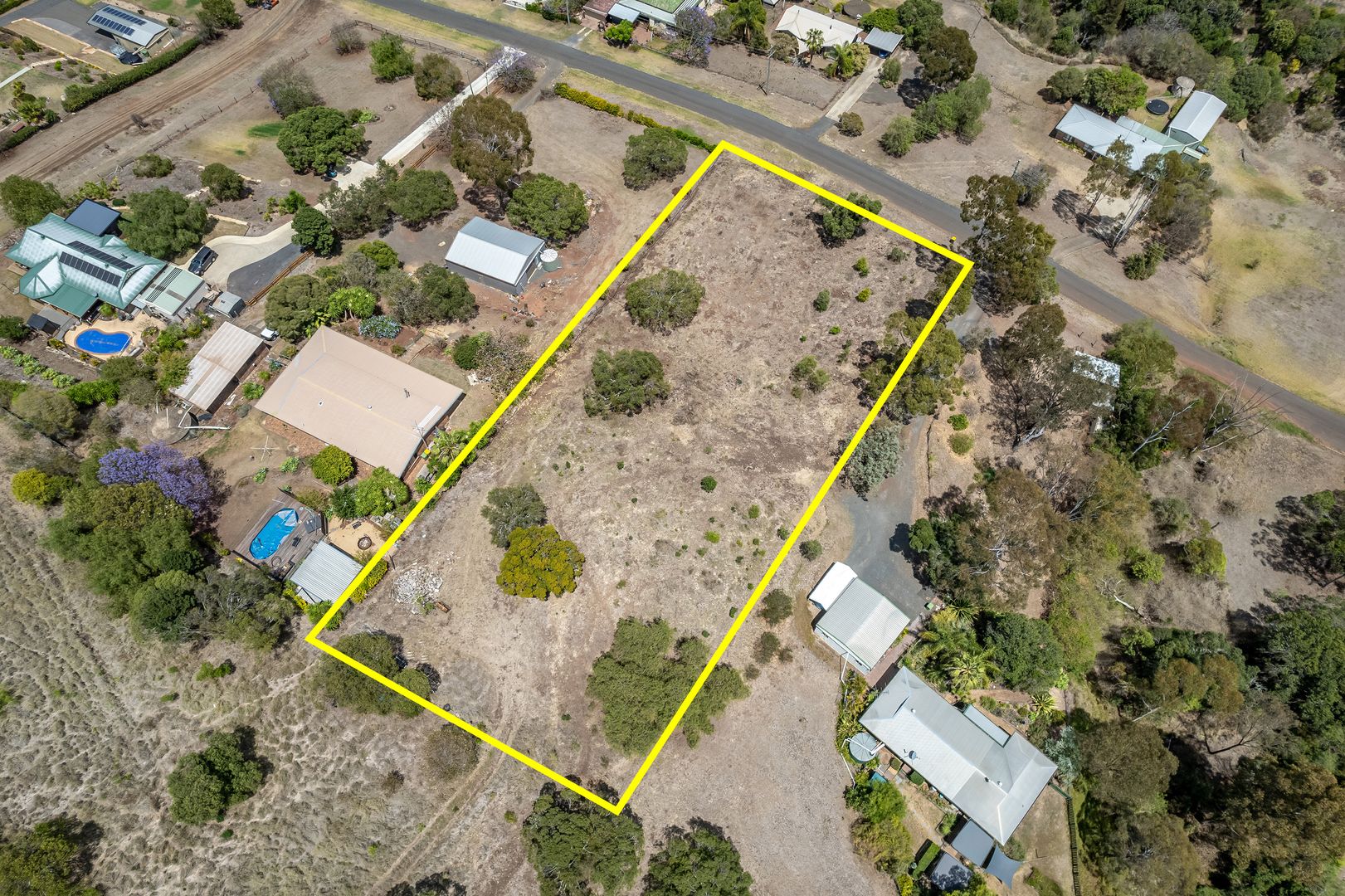 10 Redlands Drive, Gowrie Junction QLD 4352, Image 2