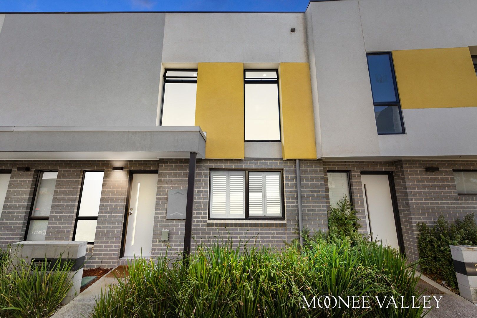 4 Patria Walk, Avondale Heights VIC 3034, Image 0