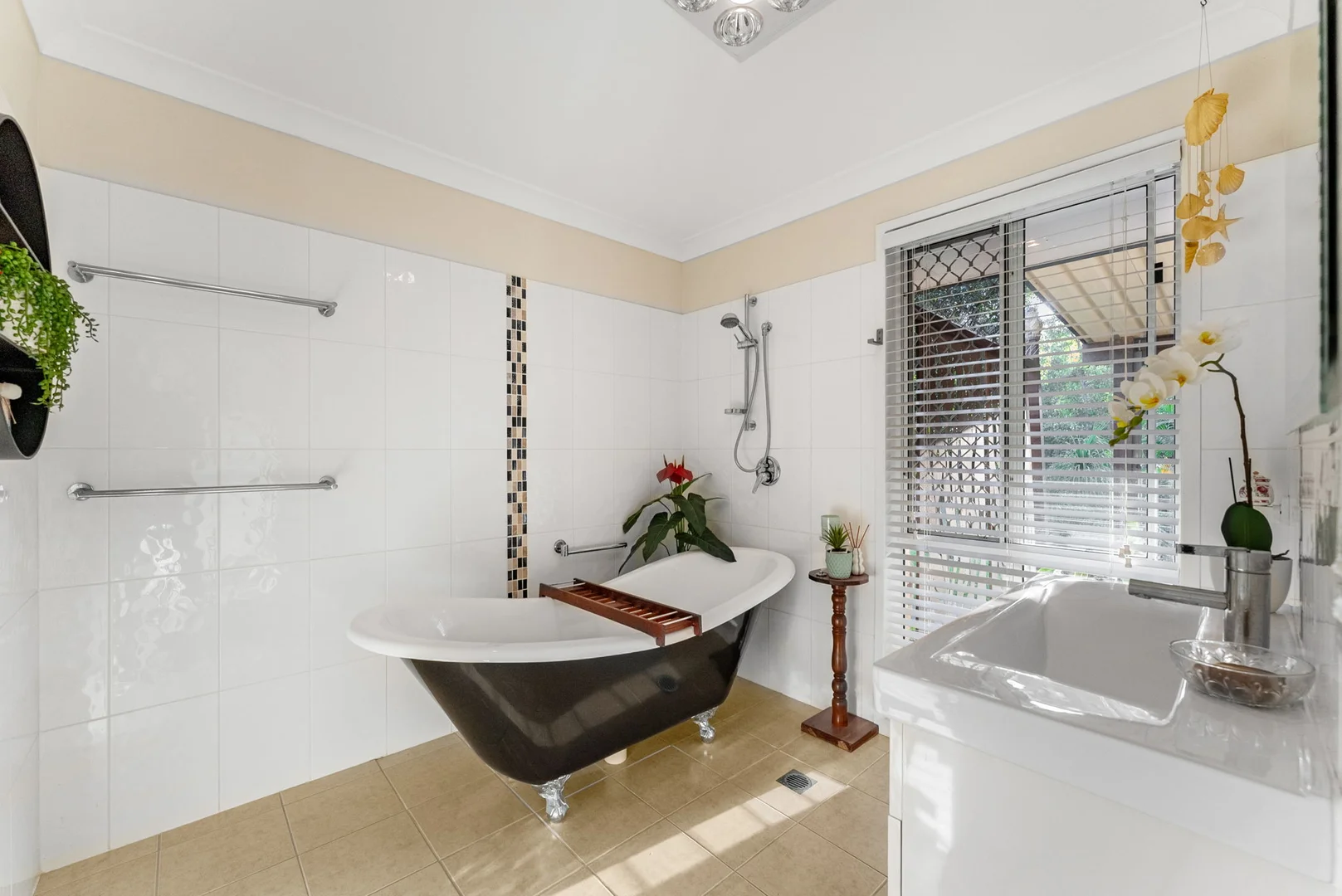 Additional image 14 of 37-39 Richmond Court, Munruben QLD 4125