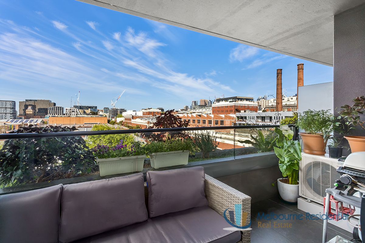 2 bedrooms Apartment / Unit / Flat in 506/70 Stanley St COLLINGWOOD VIC, 3066