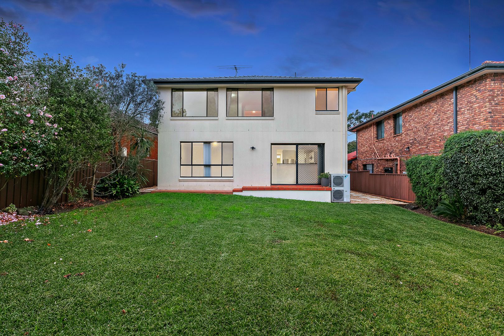 8 Merriman Street, Kyle Bay NSW 2221, Image 2