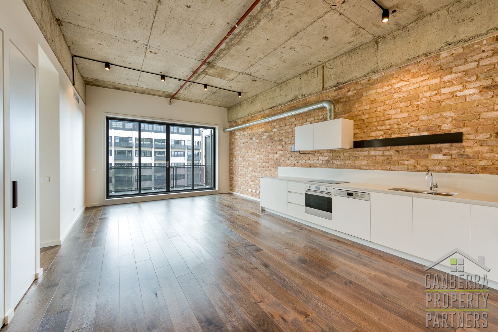 2 bedrooms Apartment / Unit / Flat in 603/4 Furzer Street PHILLIP ACT, 2606