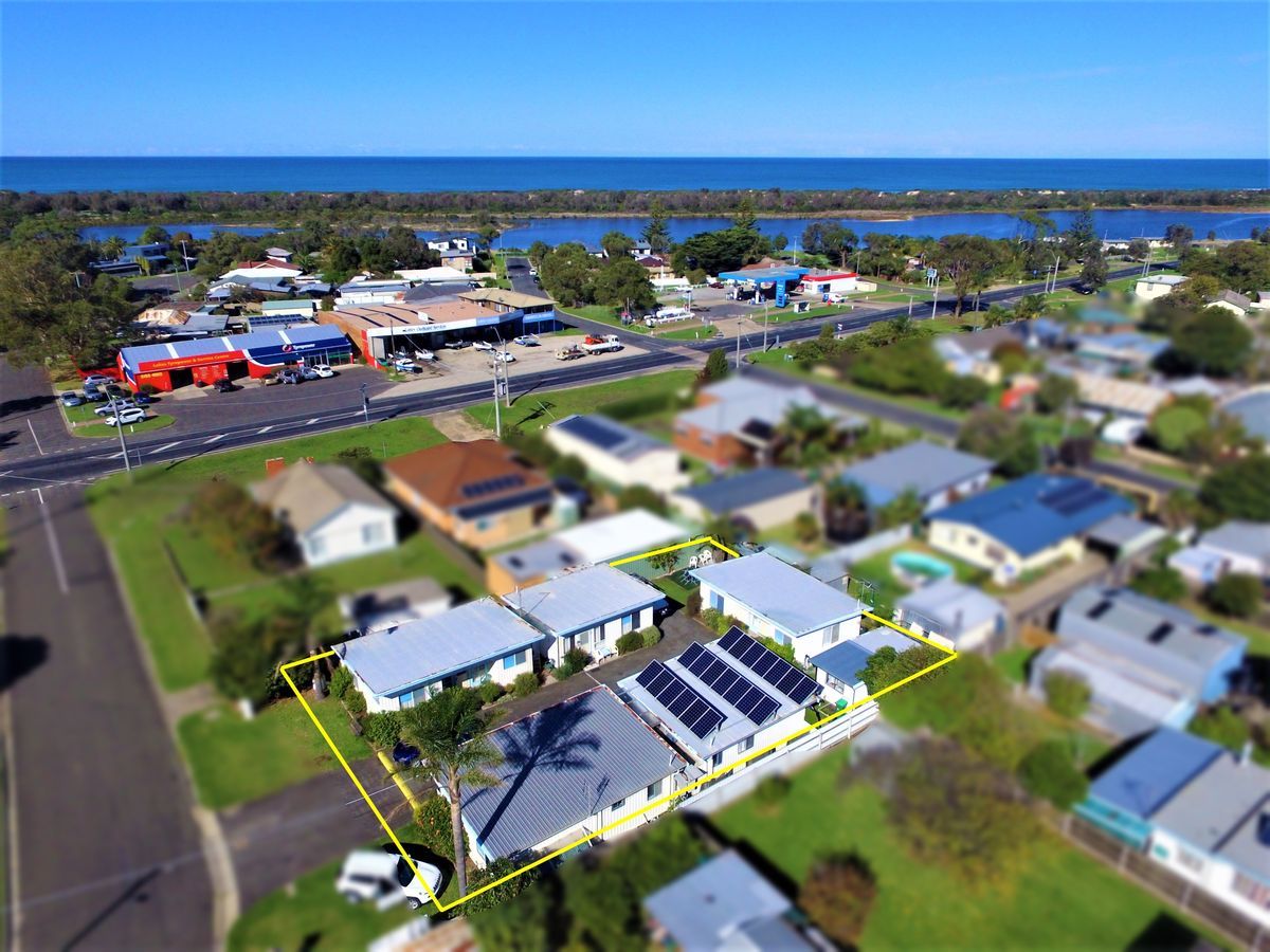 4 Long Street, Lakes Entrance VIC 3909, Image 0