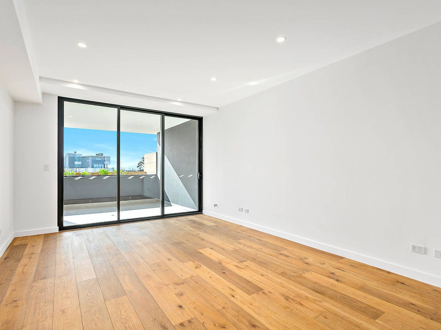 2 bedrooms Apartment / Unit / Flat in B605/6 Urunga Parade MIRANDA NSW, 2228
