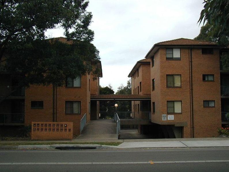 2 bedrooms Apartment / Unit / Flat in 7/22-24 Lane St WENTWORTHVILLE NSW, 2145