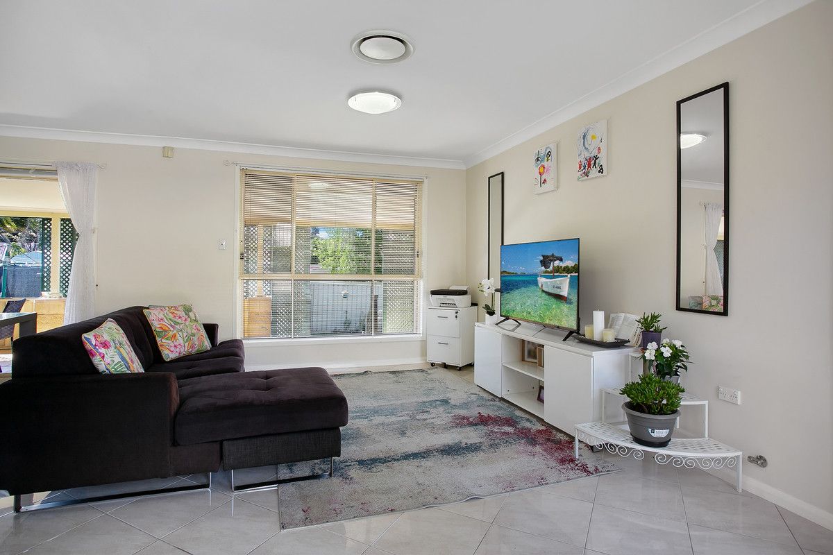 57 Frontignan Street, Eschol Park NSW 2558, Image 1