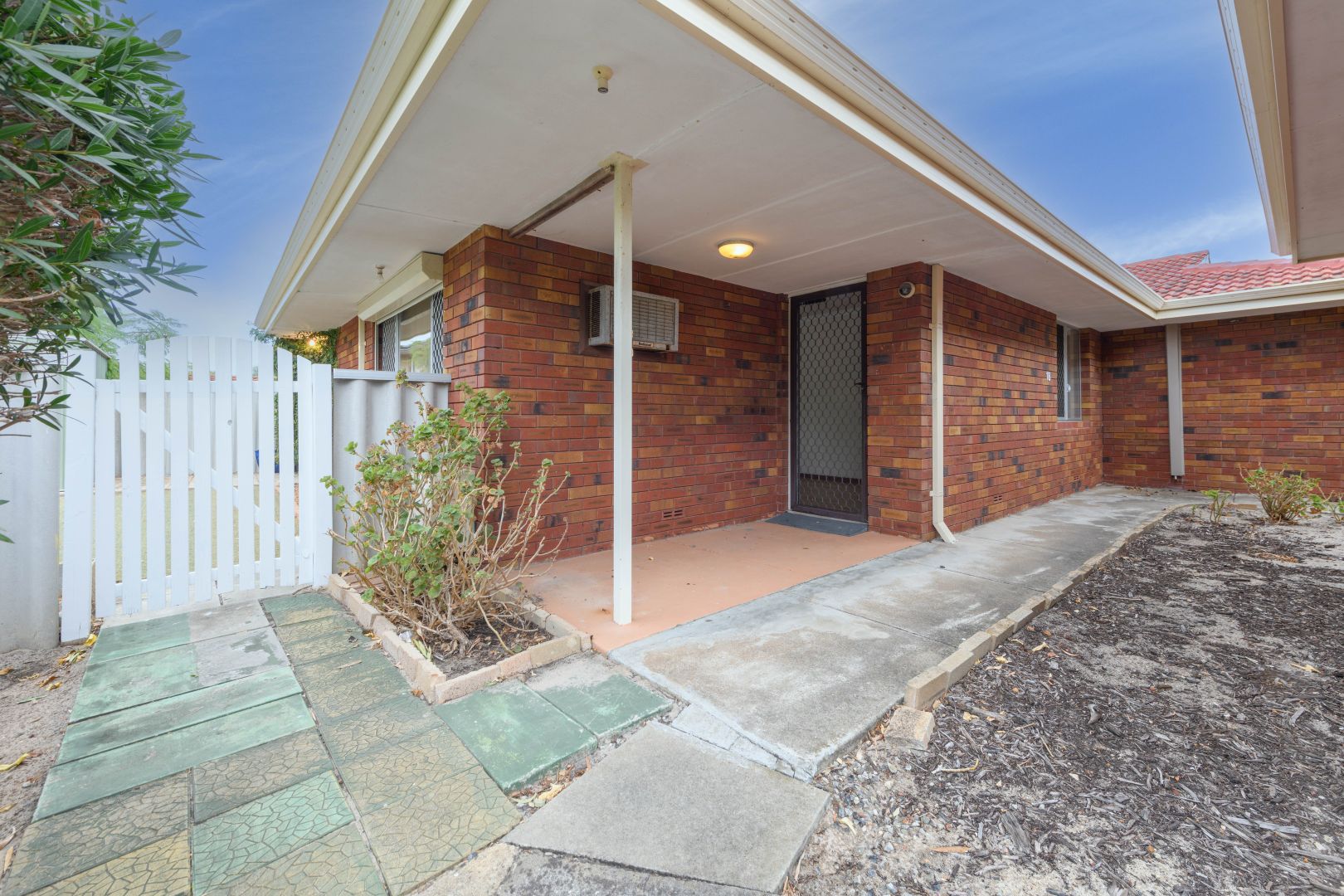 18/10 Hefron Street, Rockingham WA 6168, Image 2