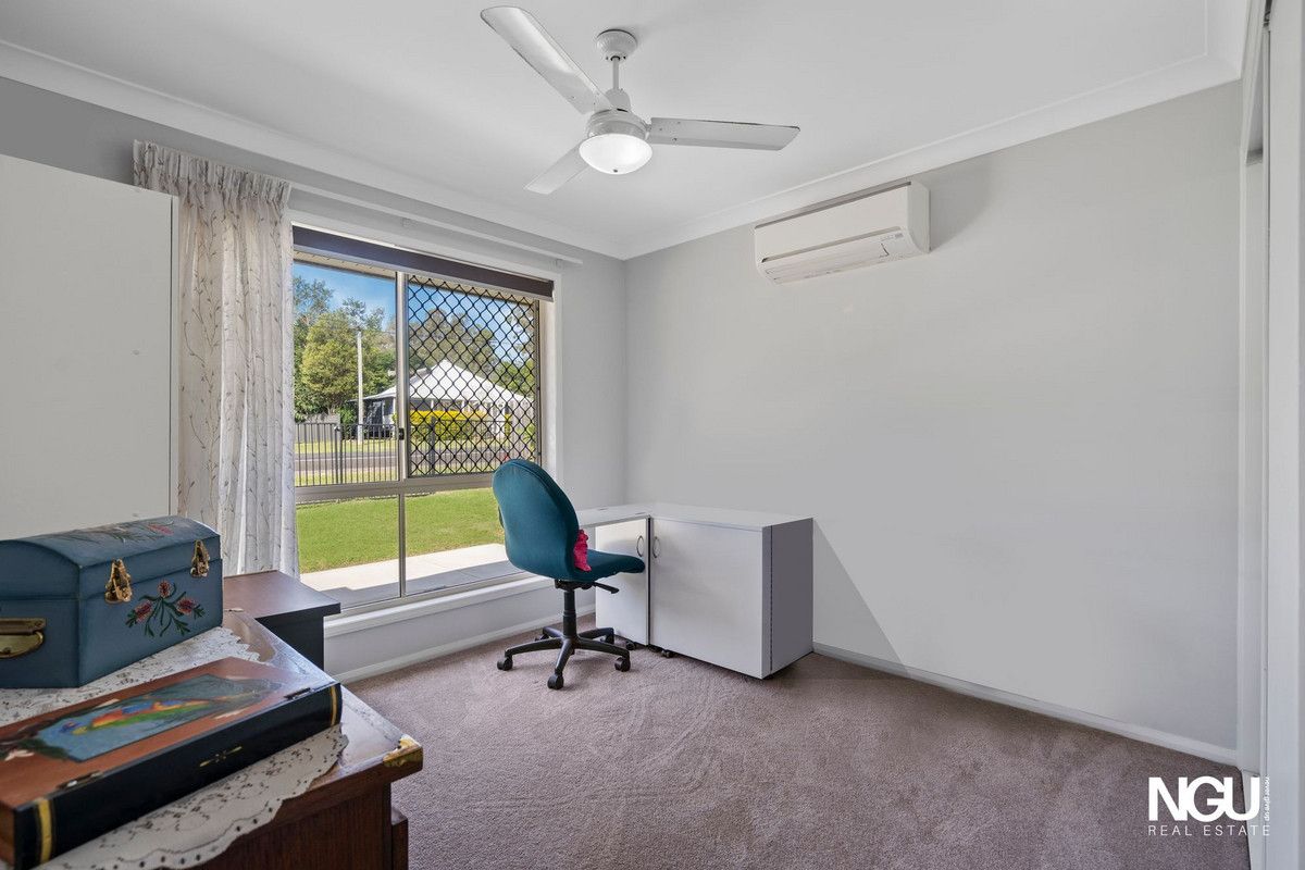 39 Middle Street, Esk QLD 4312, Image 2