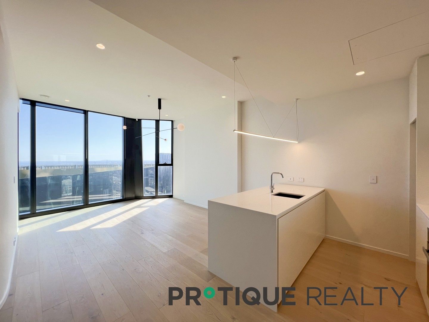 3 bedrooms Apartment / Unit / Flat in 5606/18 Hoff Boulevard SOUTHBANK VIC, 3006