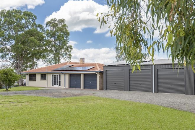 Picture of 4 Melaleuca Court, CANIABA NSW 2480