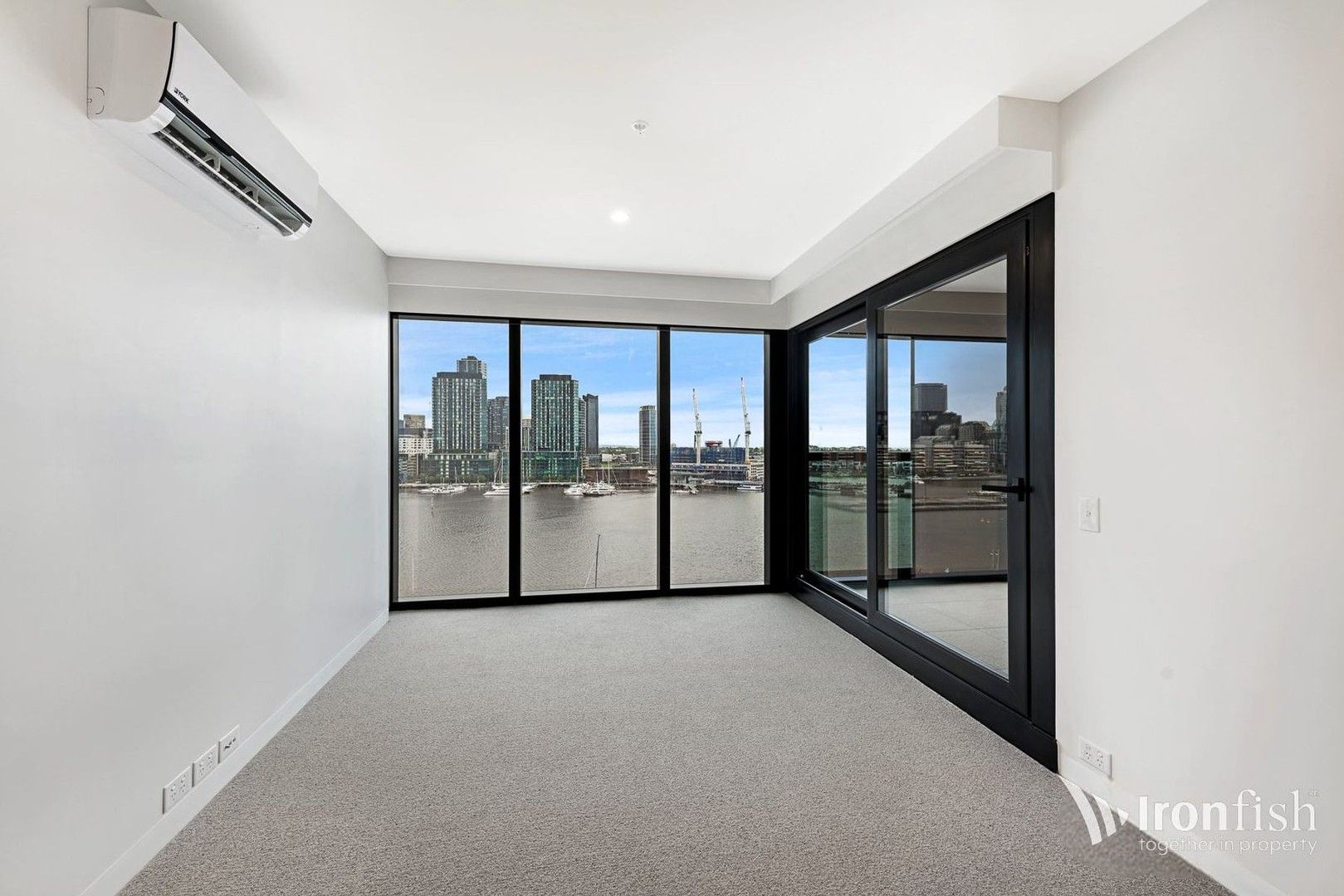1 bedrooms Apartment / Unit / Flat in F11/8 Pearl River Road DOCKLANDS VIC, 3008
