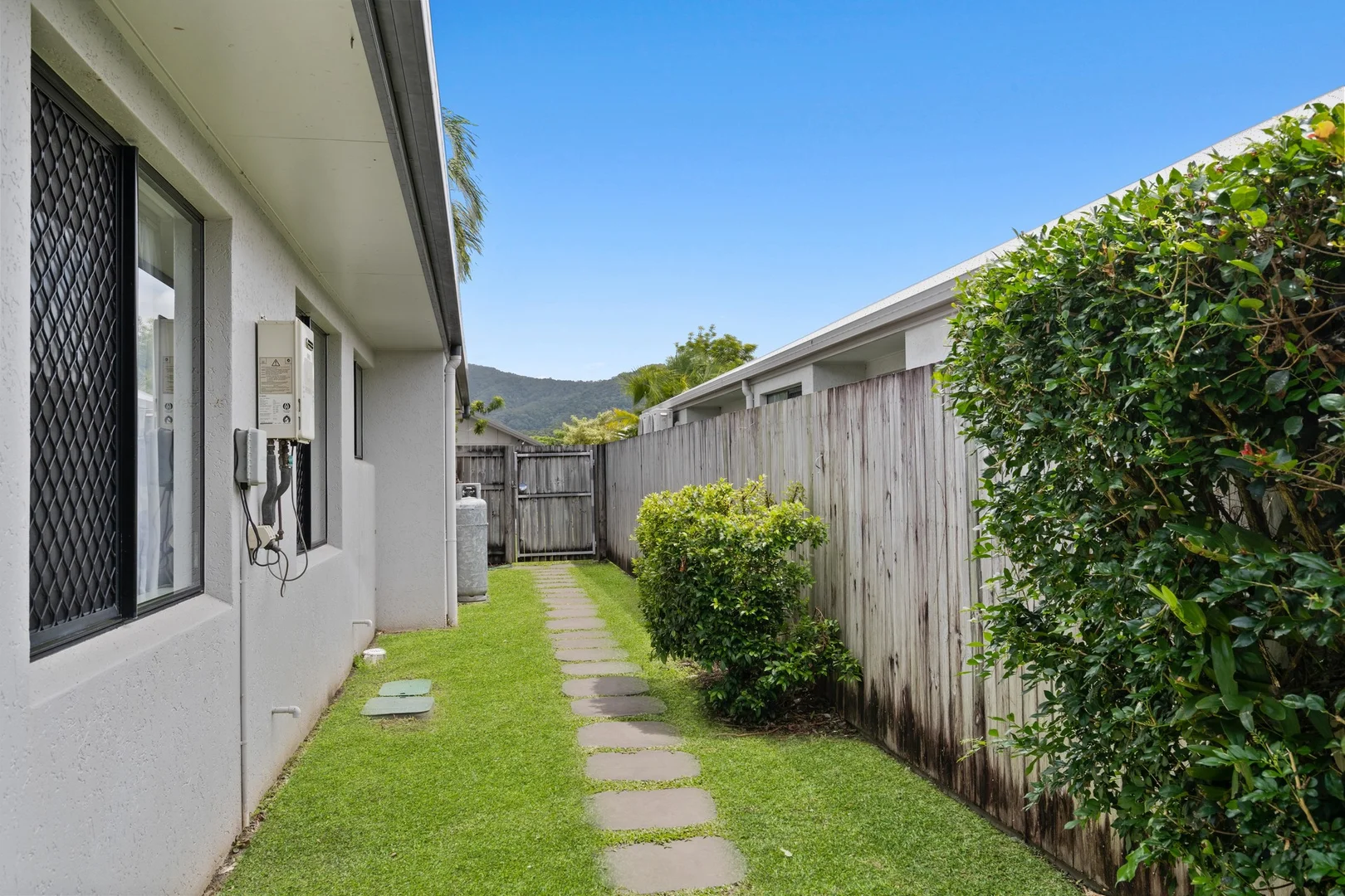 Additional image 13 of 18 Eluma Mews, Smithfield QLD 4878