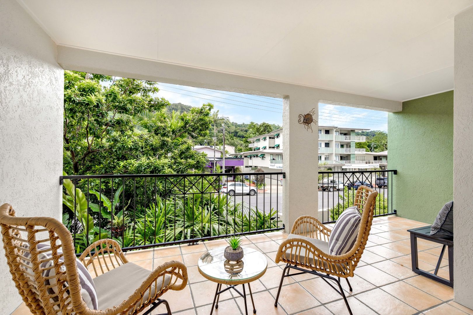 4/111-113 Collins Avenue, Edge Hill QLD 4870, Image 1