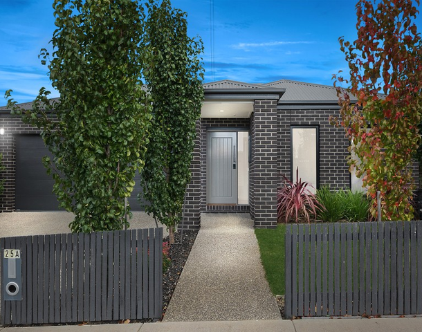 25A June Avenue, Hamlyn Heights VIC 3215