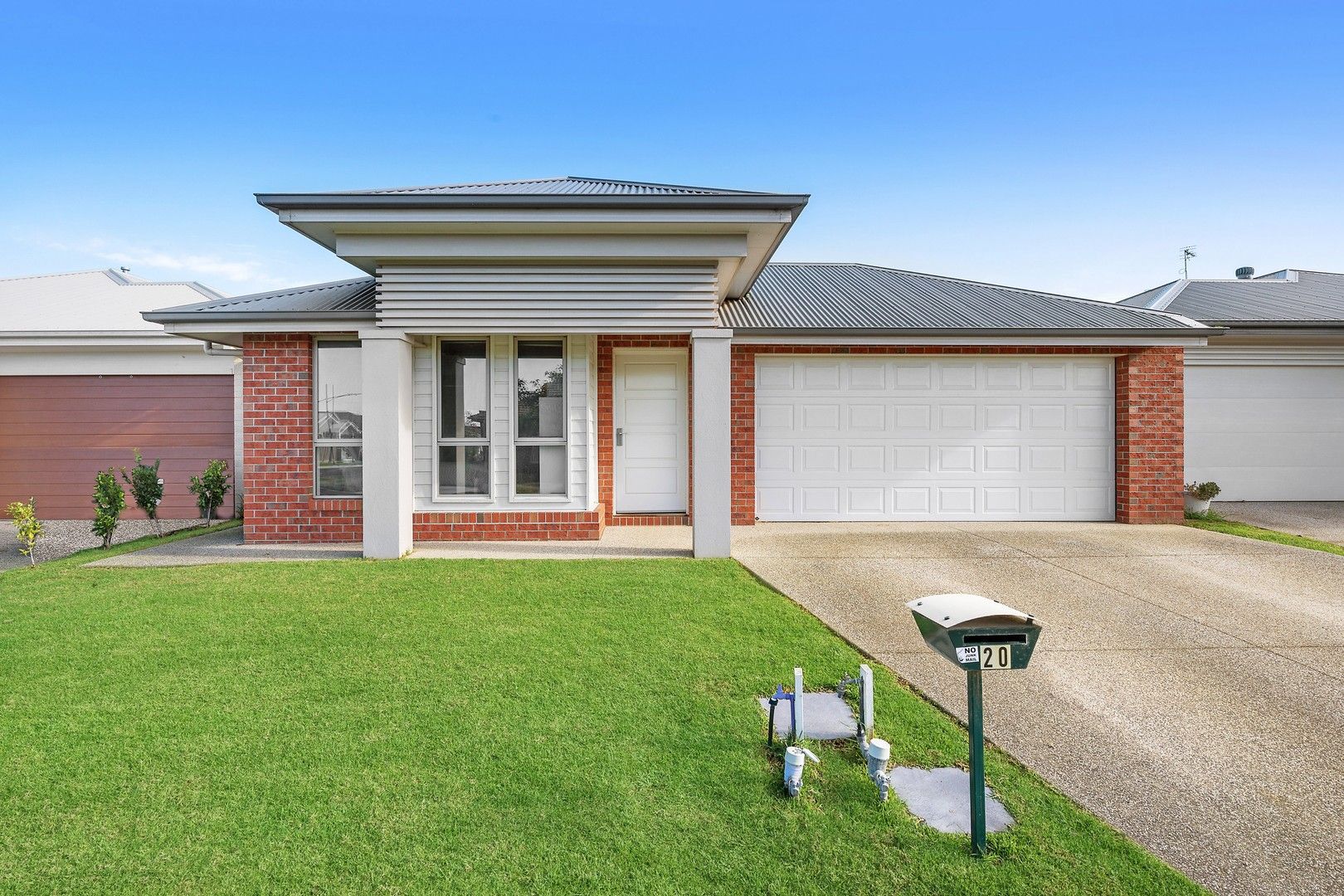4 bedrooms House in 20 Bramley Avenue CHARLEMONT VIC, 3217
