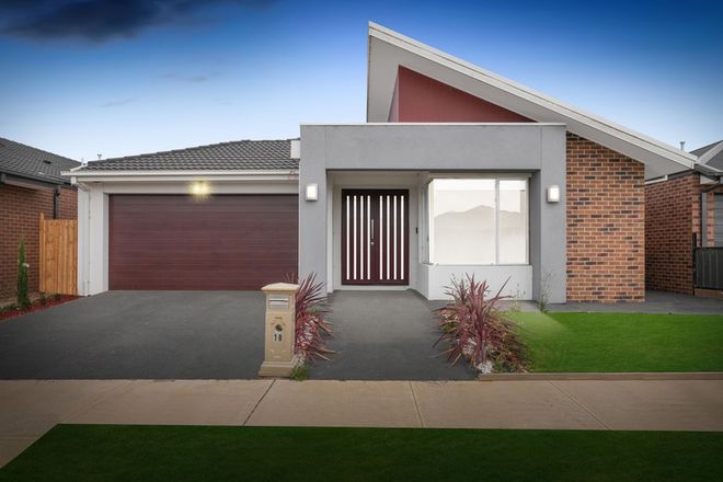 Picture of 18 Eshal Crescent, WYNDHAM VALE VIC 3024
